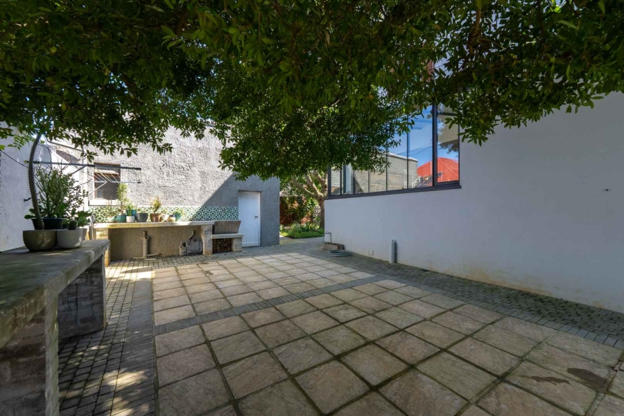 4 Bedroom Property for Sale in Rondebosch Western Cape